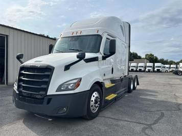 Main image Freightliner Cascadia 126